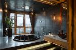 Шторы и дизайн большой ванной комнаты